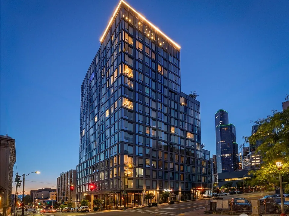 450 S Main St #702