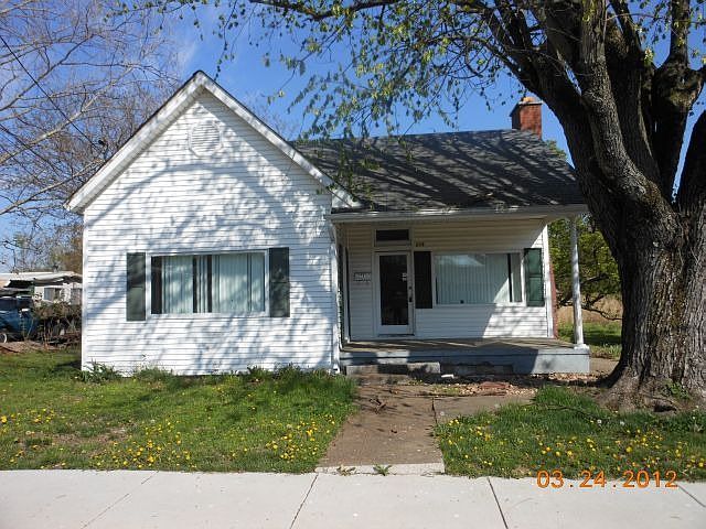 1st image of 413 S Lincoln Ave