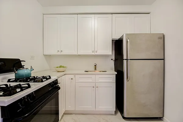 Sold by Compass | media 5