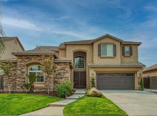 1375 E Via Marbella Dr, Fresno, CA