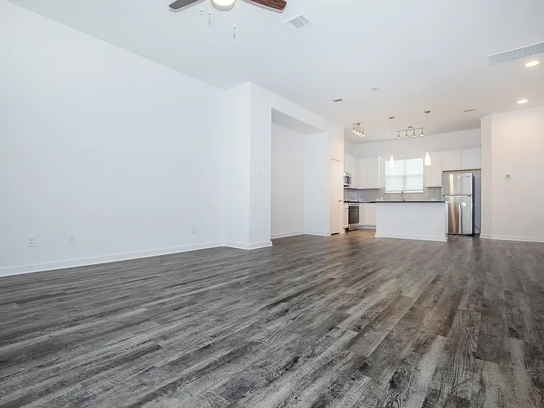 Trailside Oaks Townhomes — Photo 147