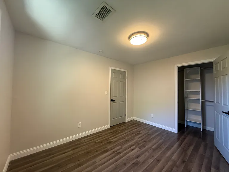 308 Anderson Ave — Photo 11