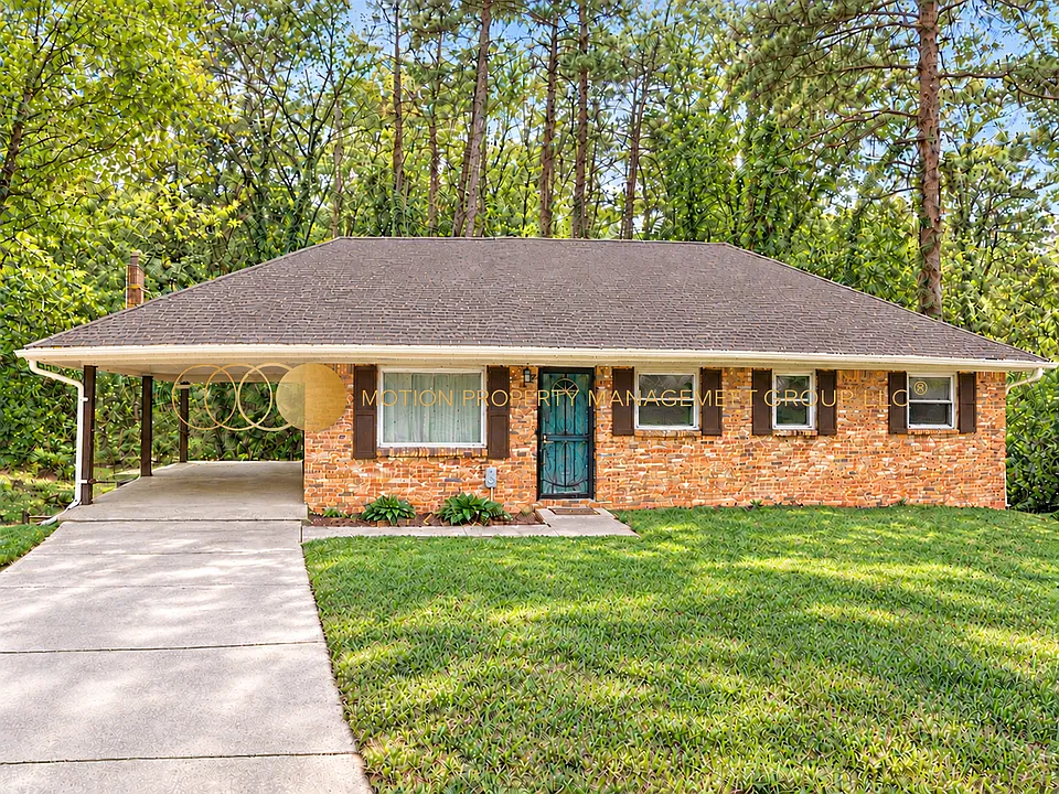 1749 Arkose Dr SE