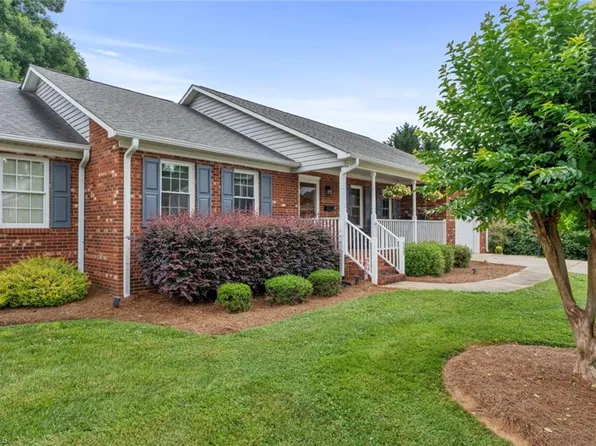 112 Forrest Glenn Ct, King, NC 27021