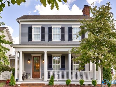 2 College Hill Cir NW, Huntsville, AL, 35806
