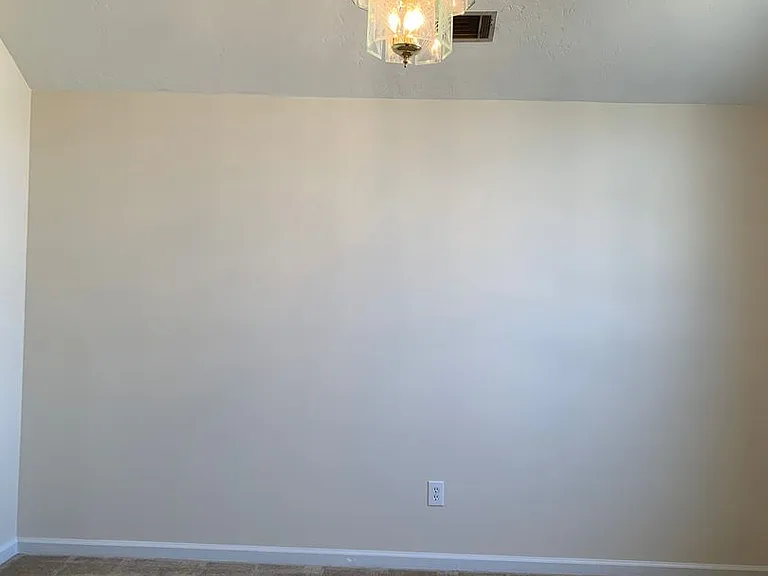 225 Taylor Cir — Photo 12