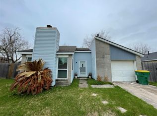 5304 Deborah Ln, Baytown, TX 77521