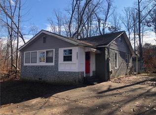 1347 Wentworth Rd, Winston Salem, NC 27105