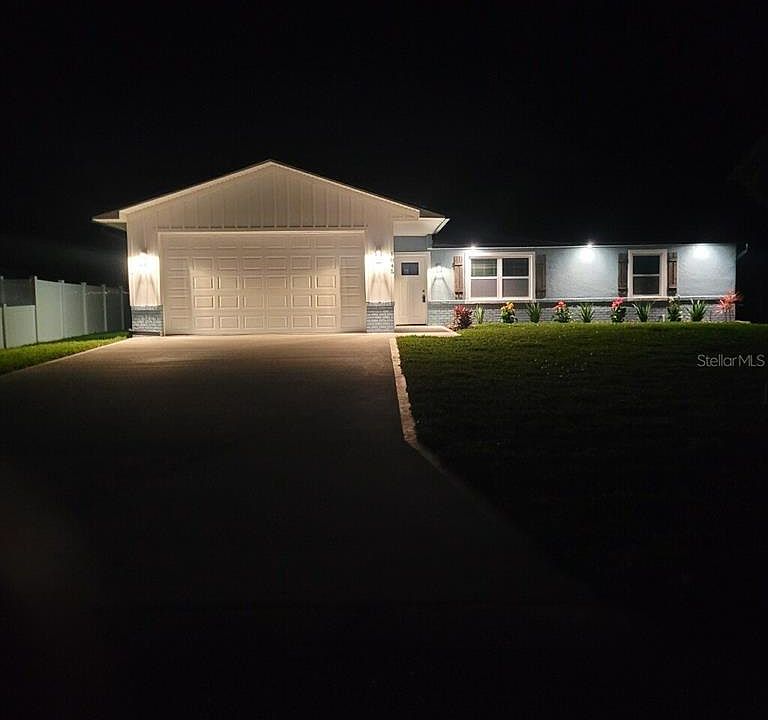 1st image of 1845 2nd Ave