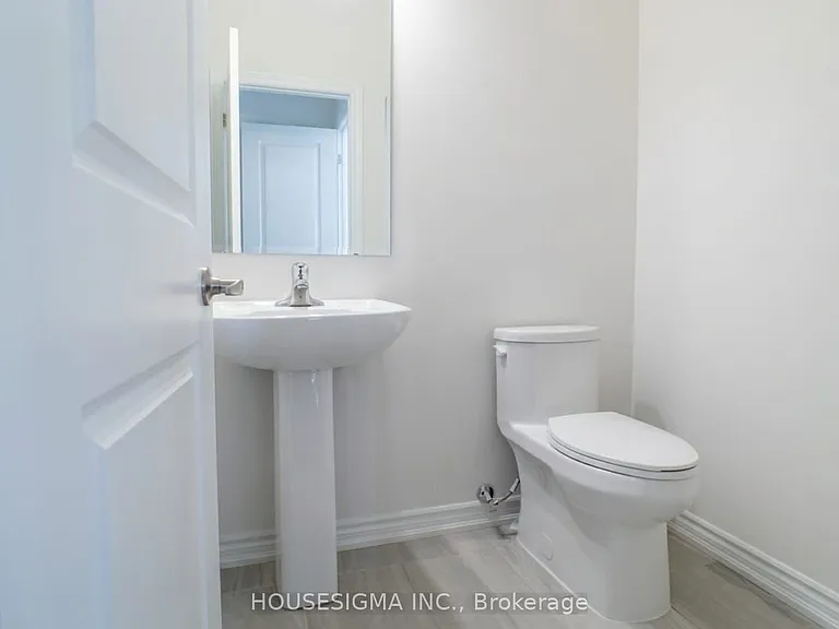 132 Turnberry Ln — Photo 4