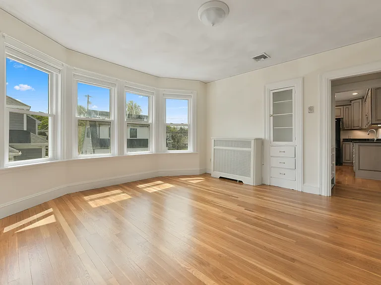 14 Westover St #2 — Photo 10