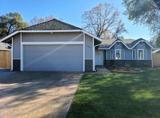 1661 Galaxy Way, Redding, CA 96002