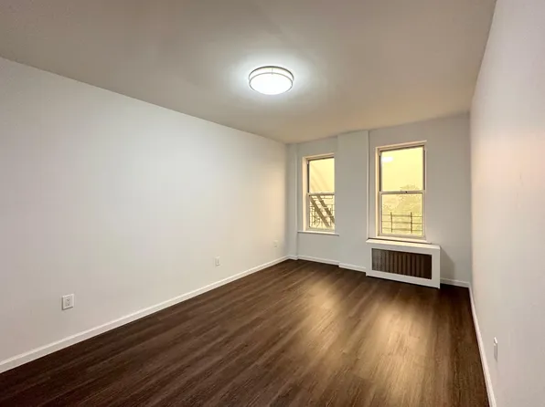 3591 161st St APT 5K, Flushing, NY 11358