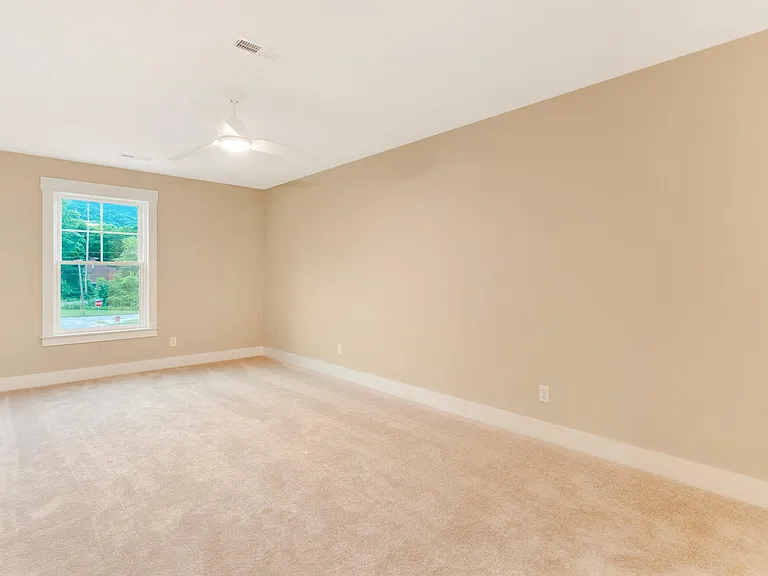 1323 Thomas Ave — Photo 27