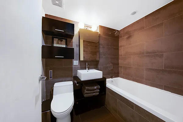 Sold by LG Fairmont Group | media 14