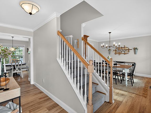 3rd image of 3601 Boxlea Way