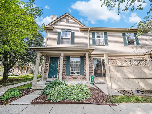 105 Commons Cir, Saline, MI 48176