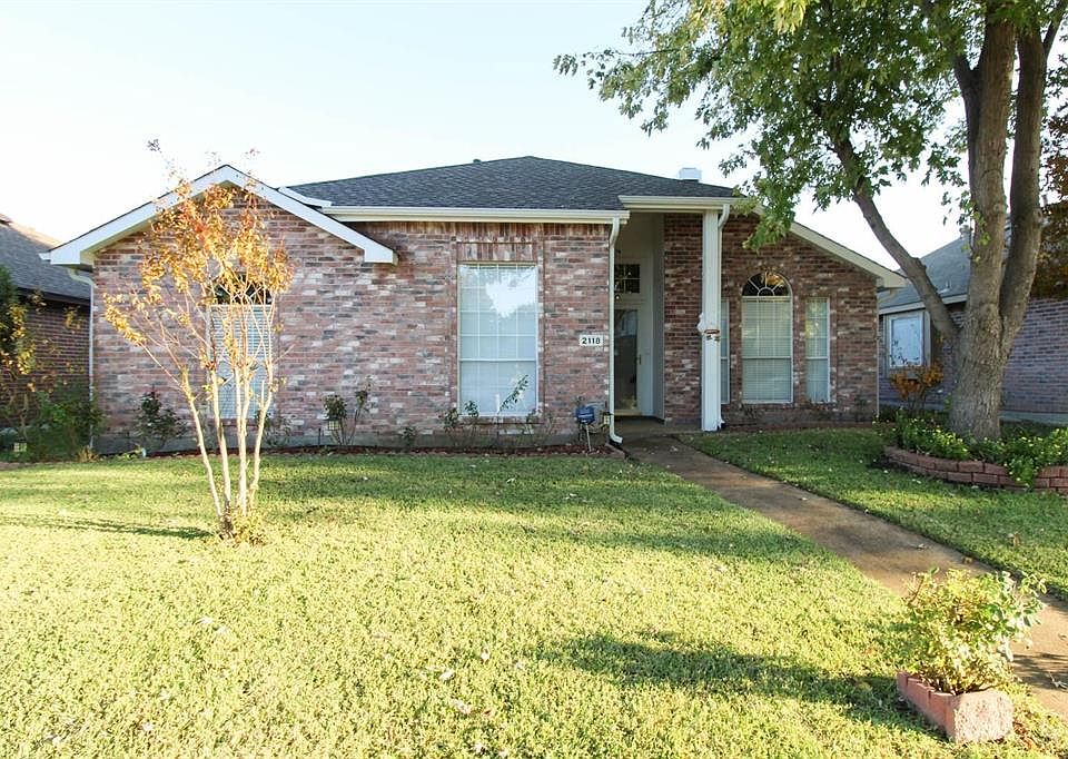 1st image of 2118 Lantana Dr