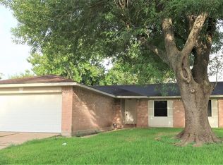 10330 Rancho Bernardo Ln, Sugar Land, TX 77498