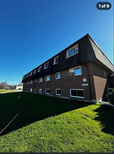 32 Mather St #2