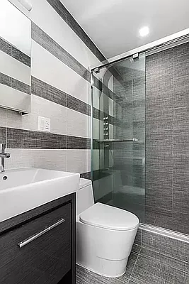 Rented by REAL New York | media 6