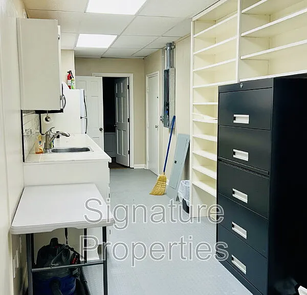 1821 Seymour Dr — Photo 15
