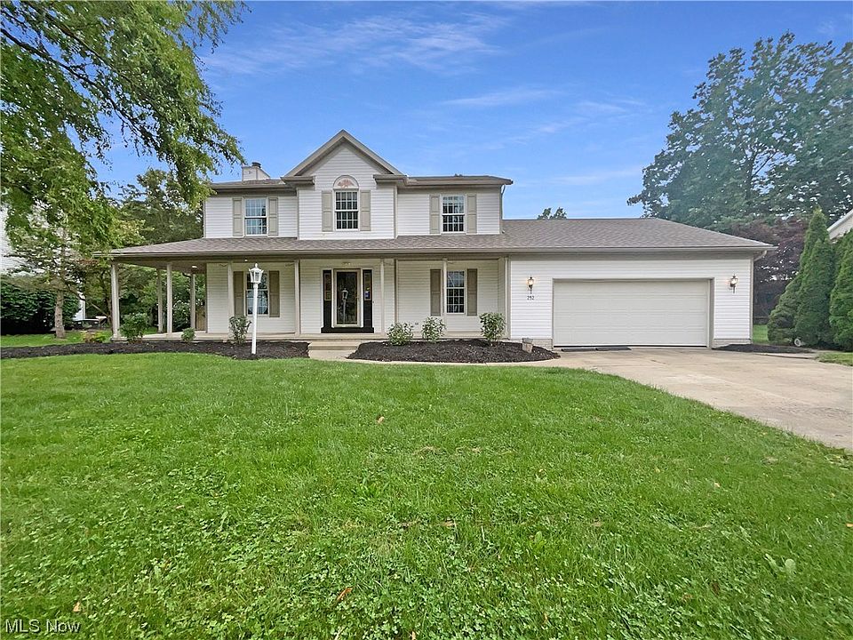 1st image of 252 Ravenshollow Dr