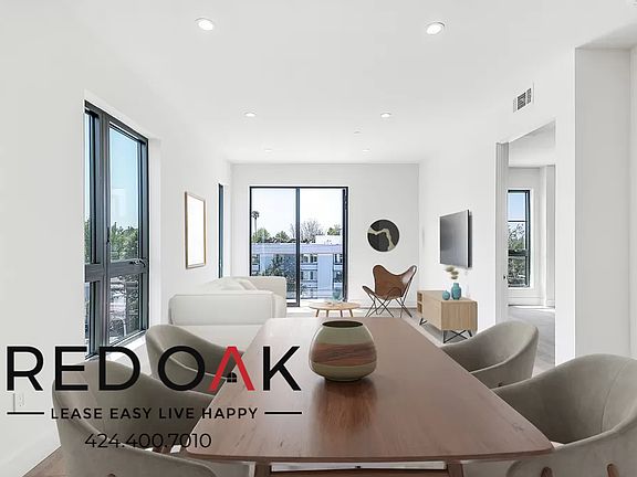 4th image of 12444 1/2 Chandler Blvd #416