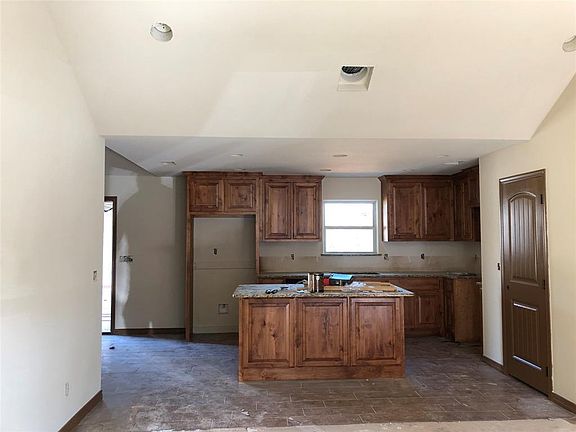 4th image of 2723 San Gabriel Dr