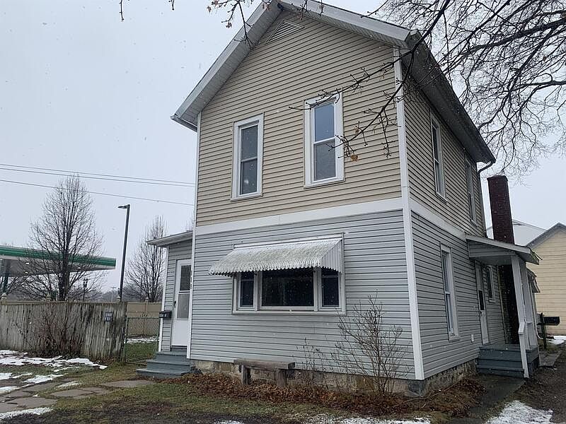 1st image of 118 N Hudson St SE #2