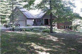2nd image of 9034 Pine Island Dr NE