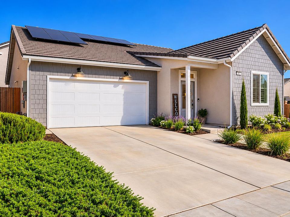 1st image of 831 Ponderosa Way W