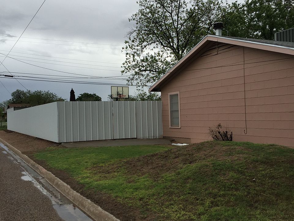 2nd image of 600 S Franklin Ave