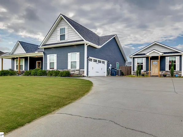 7 Judge Looper Ct, Travelers Rest, SC 29690