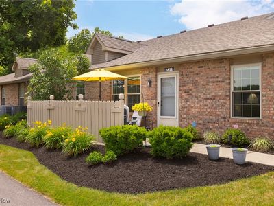 2811 Shakespeare Ln, Avon, OH, 44011