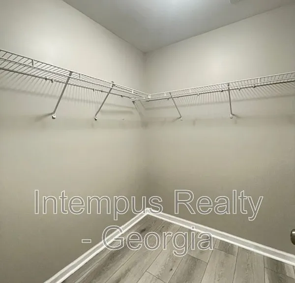 1180 Pepper Ln — Photo 15