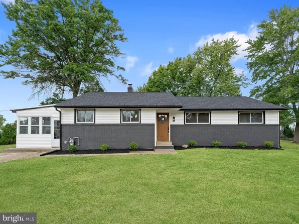 201 S Garden Blvd, Edgewater Park, NJ 08010