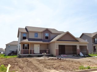 10702 N Honeycreek Ln, Dunlap, IL