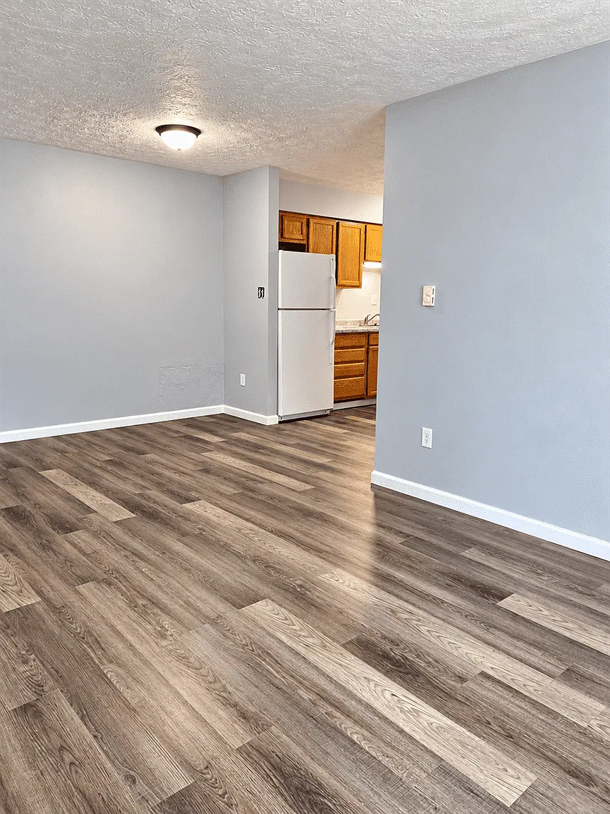 2 bed, 800 sqft, $925 — Photo 3