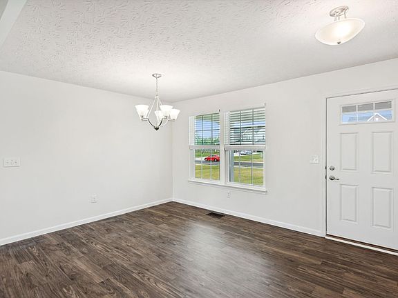 3rd image of 5044 Cavendish Dr