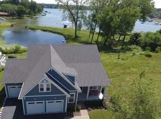 40669 N North Newport Dr, Antioch, IL 60002
