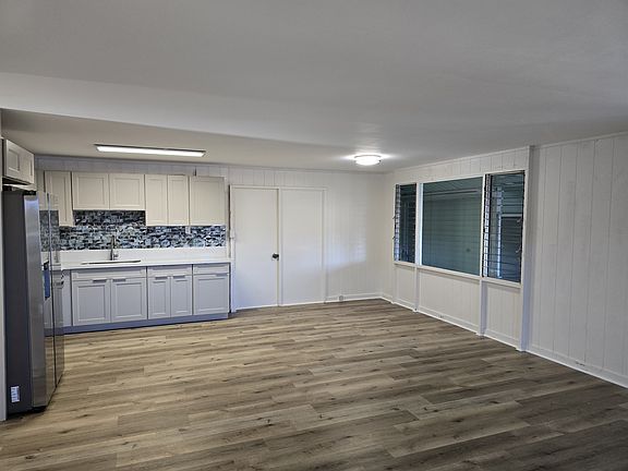 Kitchen and dining area