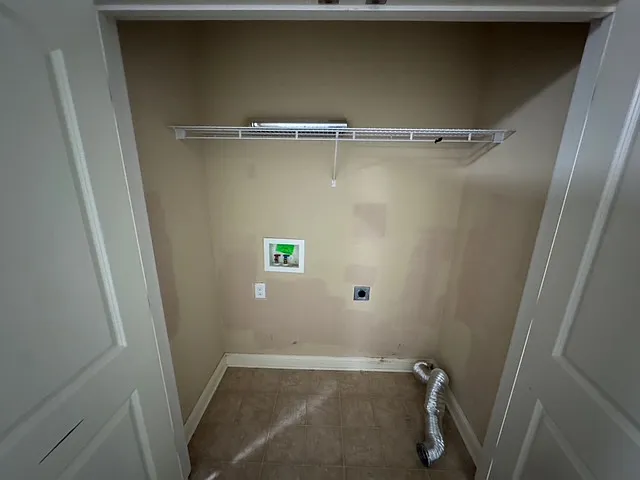 921 McClanahan Ln — Photo 19