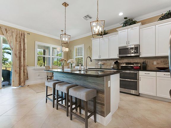 4th image of 2887 Bellarosa Cir