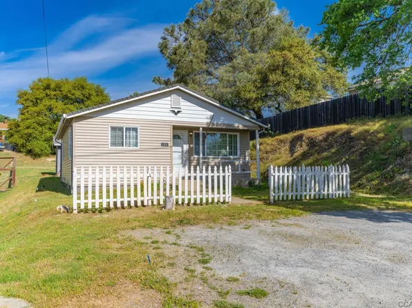 193 Sequoia Ave, Valley Springs, CA 95252