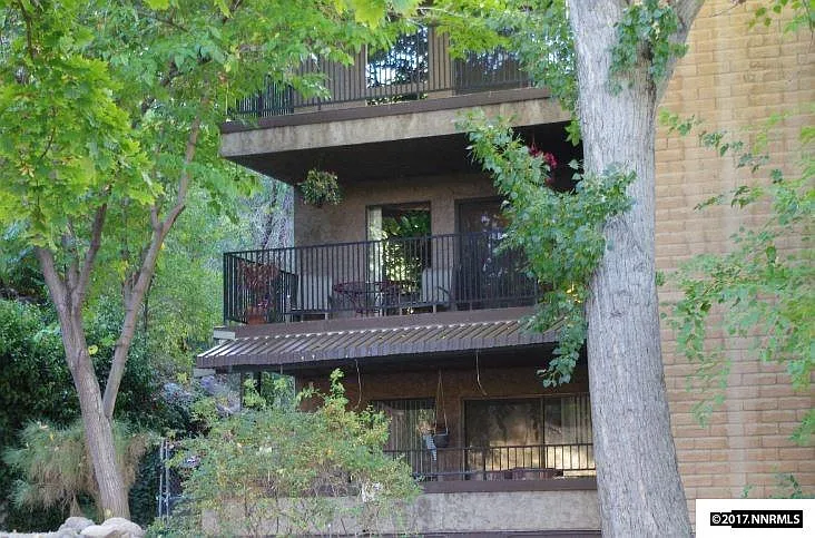 518 Island Ave photo 1