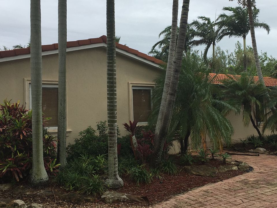 1st image of 6977 SW 148th Ter
