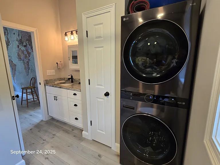 416 S Eberhart Rd — Photo 16