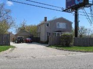 2211 N Rand Rd, Palatine, IL 60074