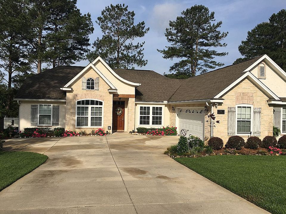 1st image of 784 Eagle View Dr